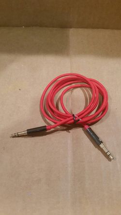Audio aux cable.