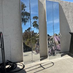 Glass Bifold Doors. Cracks In 3 Of 4 Panels 