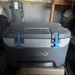 Igloo Box 52 Qt Cooler