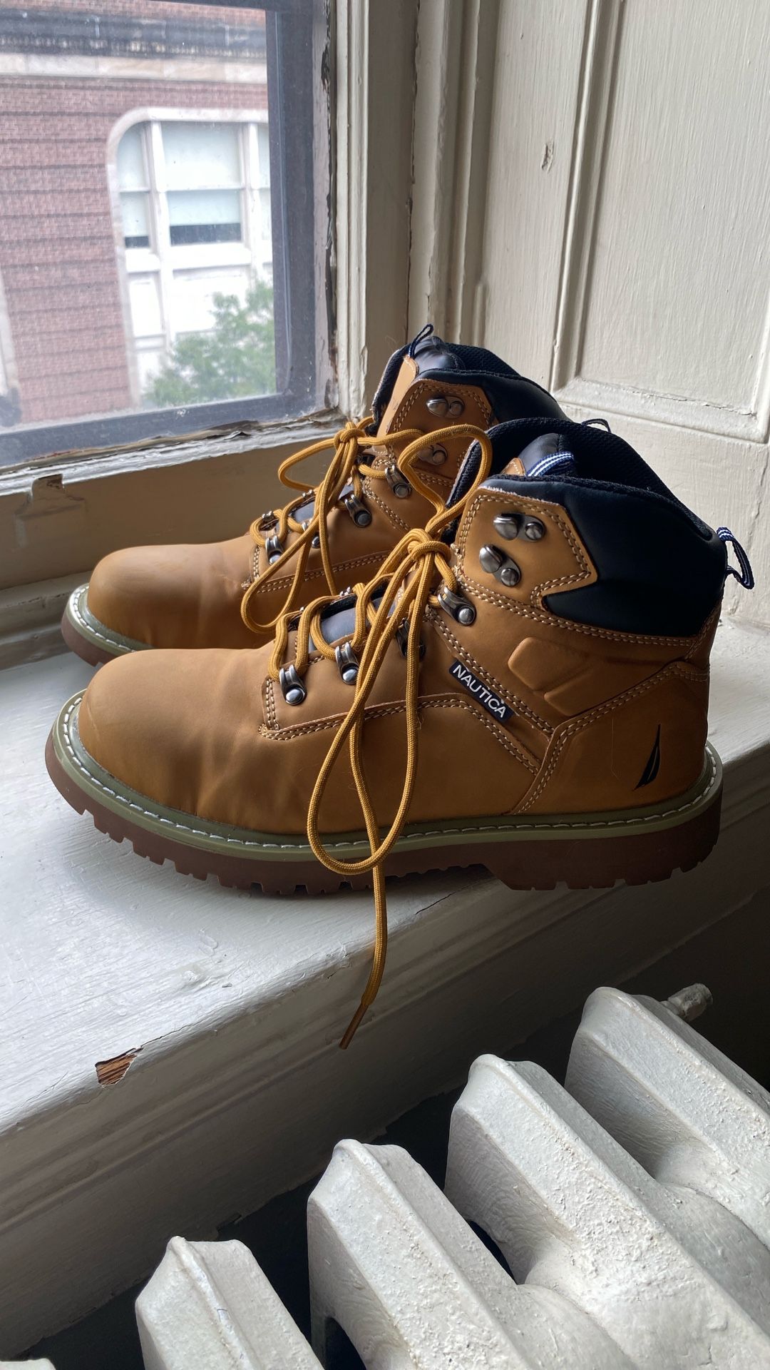 Nautica Work Boots Size 8.5 amen