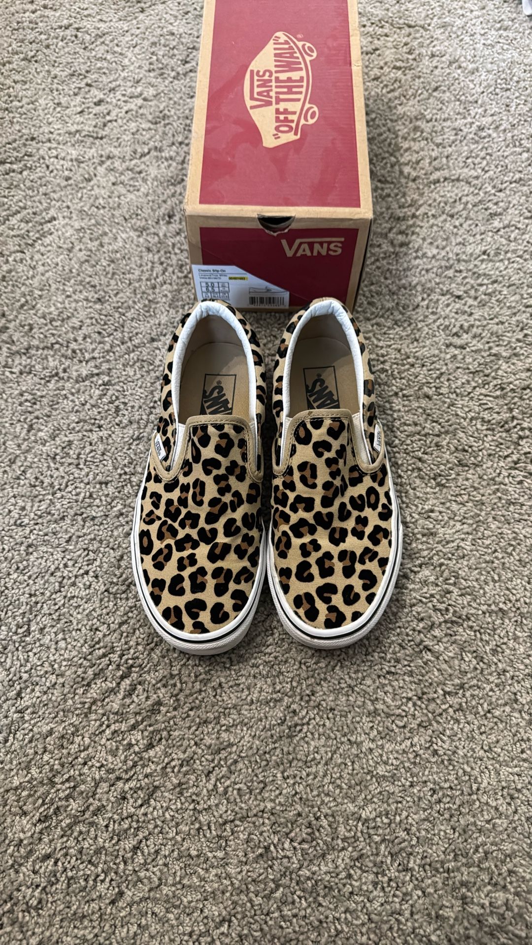 Leopard Vans