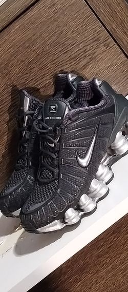 Nike Shox Black Silver Sneakers