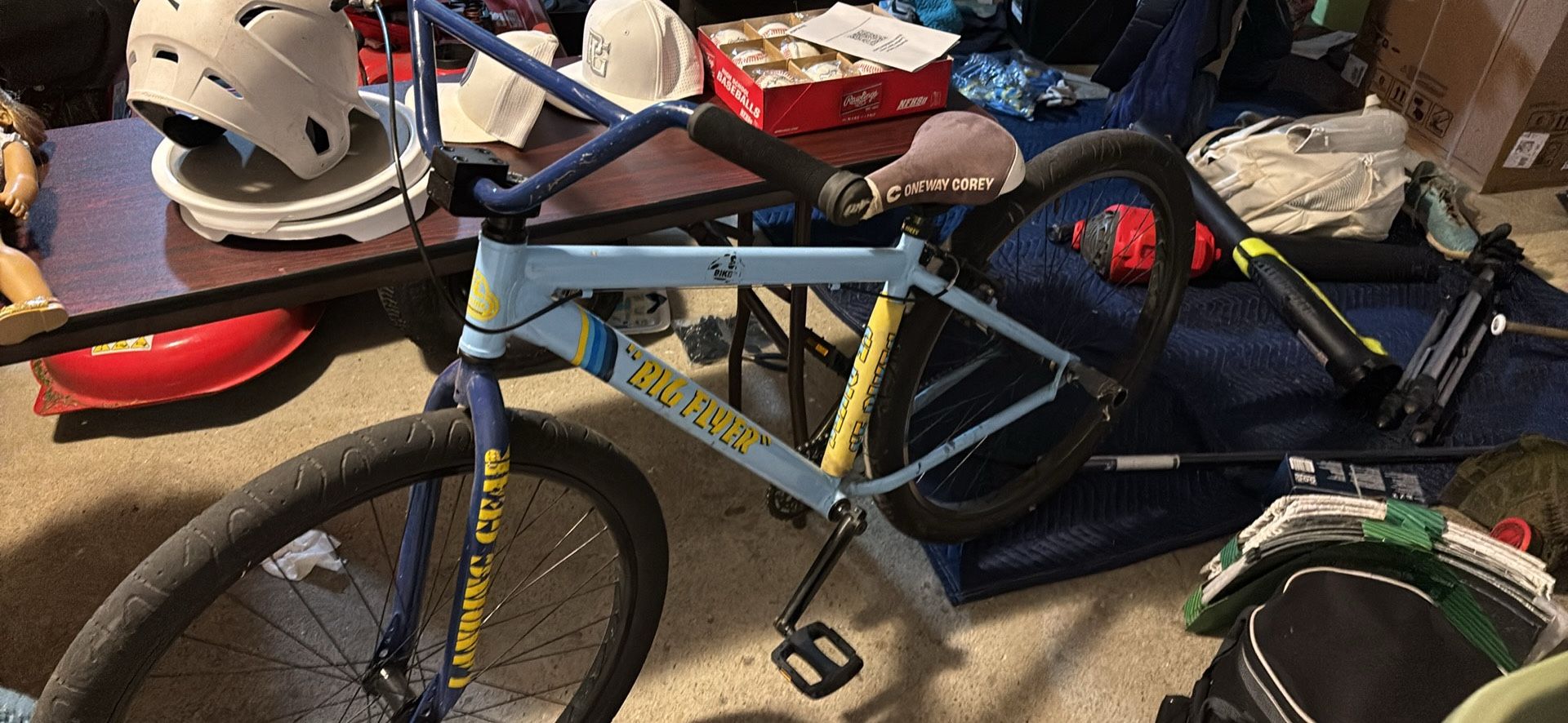 Two SE Bikes “So Cal Flyer” & “Big Flyer”