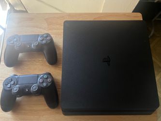 Sony Playstation 4 slim console