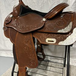 Western Saddle, 16 Inch, Show, Pleasure, Trail
