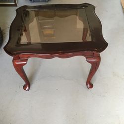 Cocktail End Table