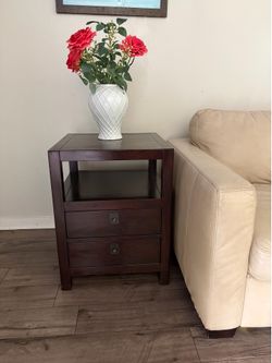 Pottery Barn Rhys  Side Table