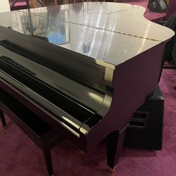 Grand piano