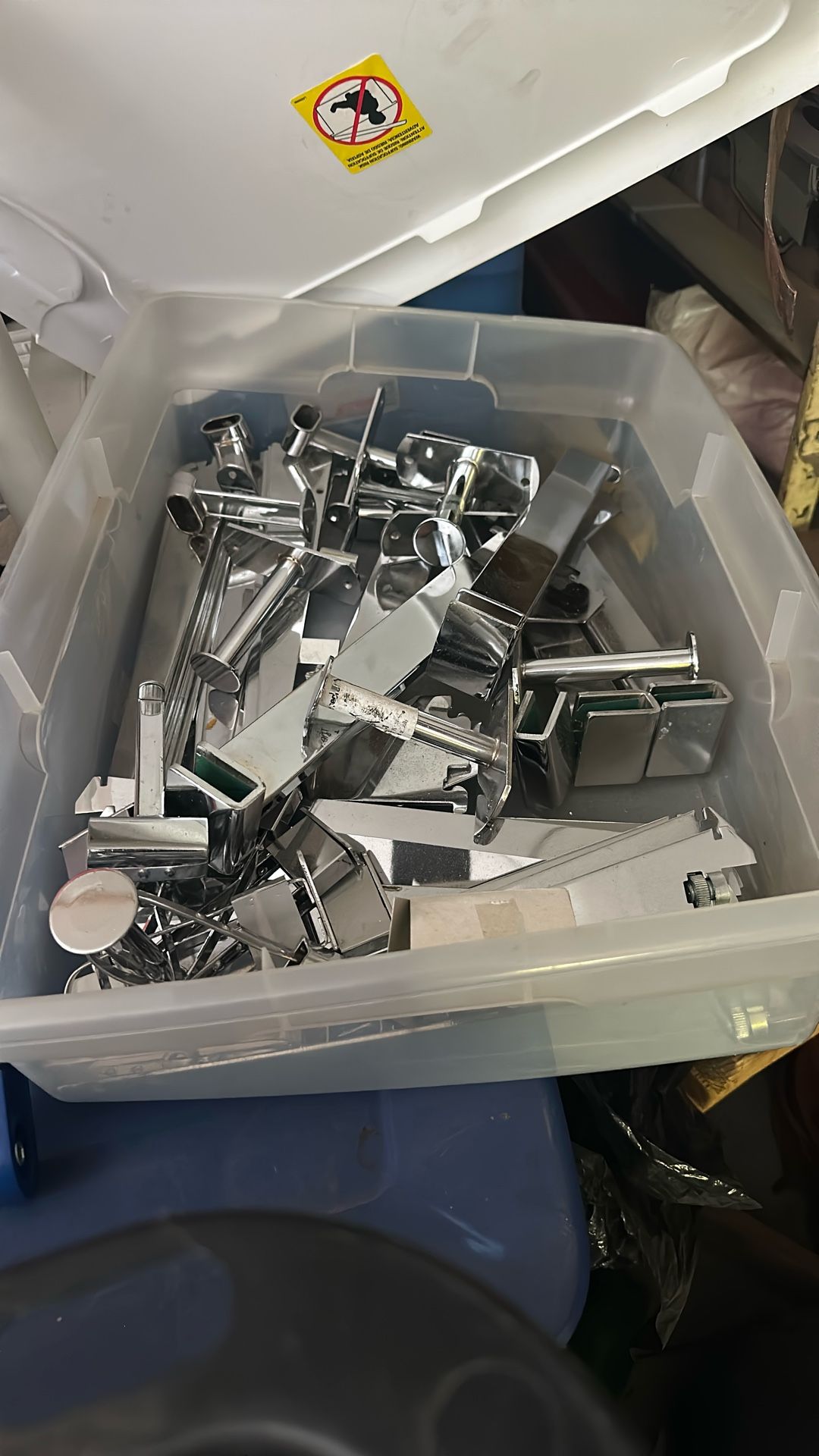 Retail Store Wall Hardware 