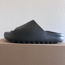 Yeezy Slide Onyx