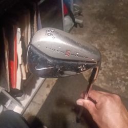 Nike Tiger Woods 56 wedge