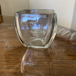 Glass  Flower  Vase /   Candle  Holder.