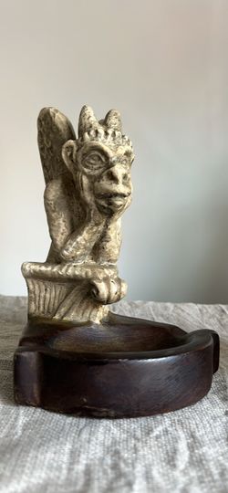 Gothic Gargoyle Vintage collectible 60s/70s retro ashtray