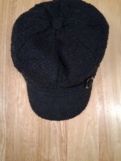 News   Girl    Cap