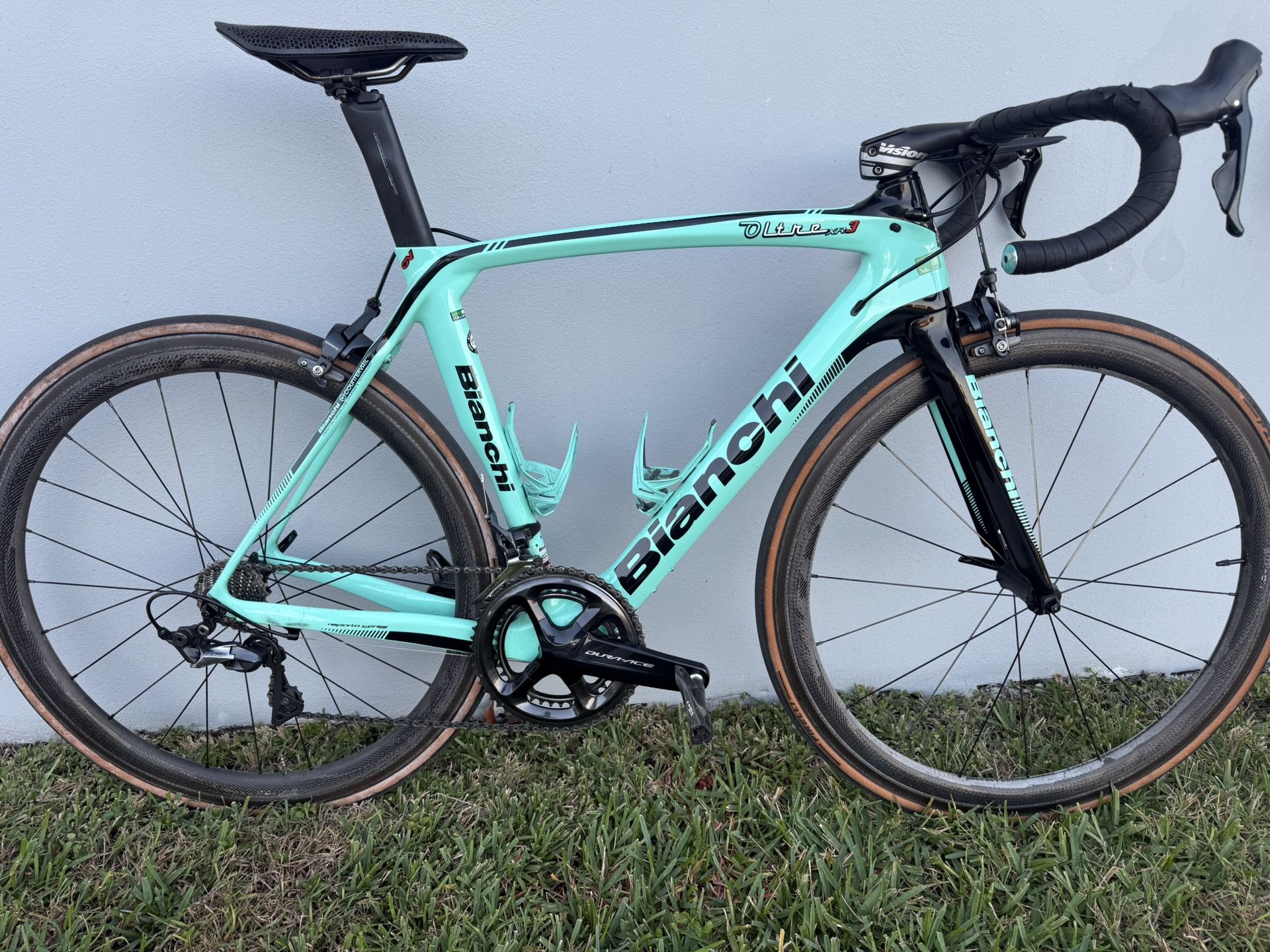 π΄ββοΈ Bianchi Oltre XR3 Carbon Road Bike β Size 54 β Premium Build