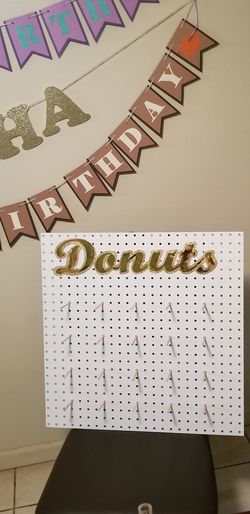 Donut peg board