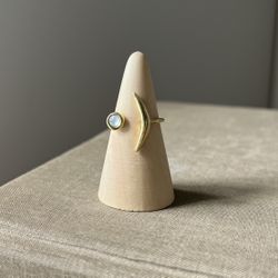 Crescent Moon Pearl Accent Ring ( firm on price )