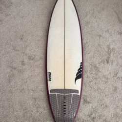 Solid Shapes Surfboard - 6’0 “Vinny”