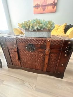 Living room items - moving sale