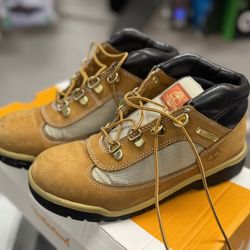 Timberland Field Boots Youth US Size 3 Preowned With Box 