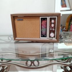 SONY TABLE RADIO 