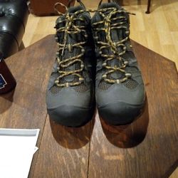 Keen Steel Toe Work Boots Size 9 Never Worn Meet Up Pick Up Only