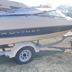1999 Capri Bayliner