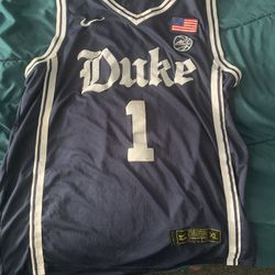 Kyrie Irving College Jersey