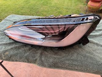 2017 Tesla model X . Left driver side,  led  headlight OEM