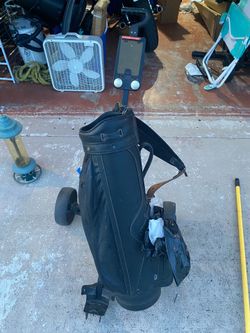 Golf cart and golf bag