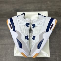 Jordan 4 Sb “Navy” Size 9