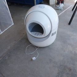 Smart Cat Litter Box