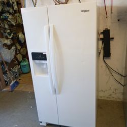 Refrigerator Whirlpool 