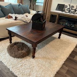 Gorgeous excellent condition, coffee table