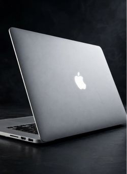 Apple MacBook Pro 15” Retina i7/16GB/500GB SSD $350