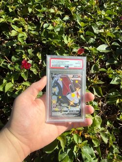 PSA 10 Shiny Charizard V