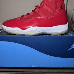Size 10.5 Jordan 11 Win Like 96