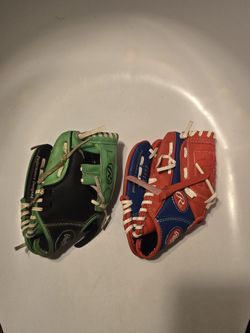2 RAWLINGS BASEBALL SOFTBALL GLOVES YOUTH SIZE 9" LEFT HAND THROWER