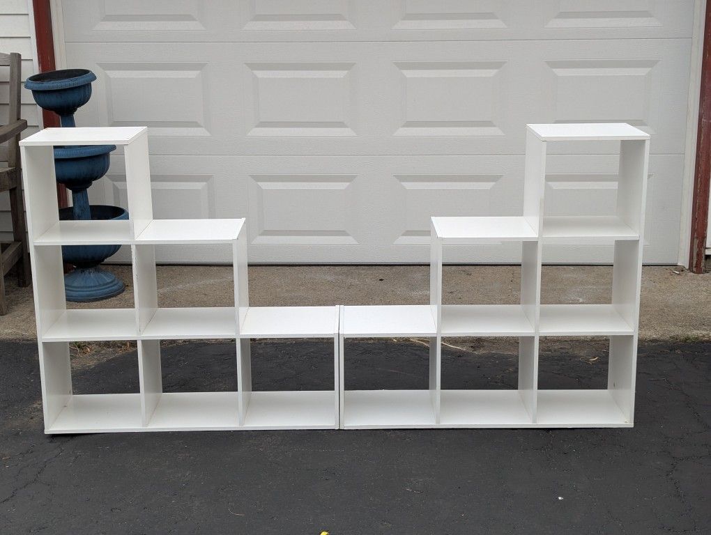 Set of 2 wood bookshelfs BOTH INCLUDED