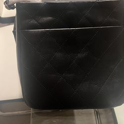 Women black leather shoulder bag 