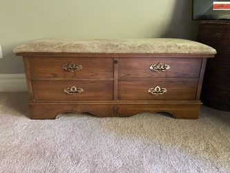 Lane Cedar Wood Chest Storage