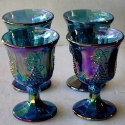 Vintage blue Carnival Glass goblets / Set of 4