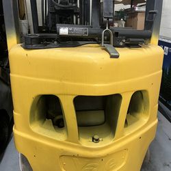 YALE FORKLIFT FOR PARTS NOT RUNNING 