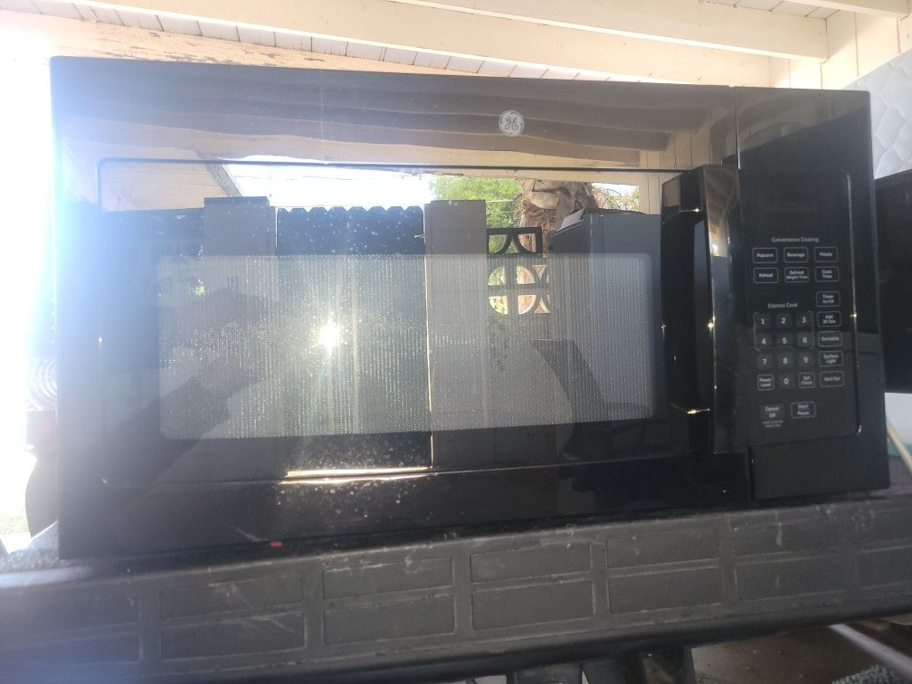 General Electric Microwave