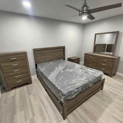 Wood Bedroom Set, Dresser With Mirror, Chest , Bedroom
