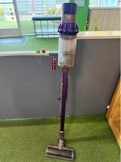 Dyson Cordless Vacuum