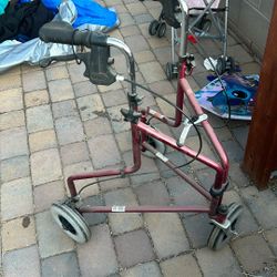 Nova Traveler 3 Wheel Walker Rollator 