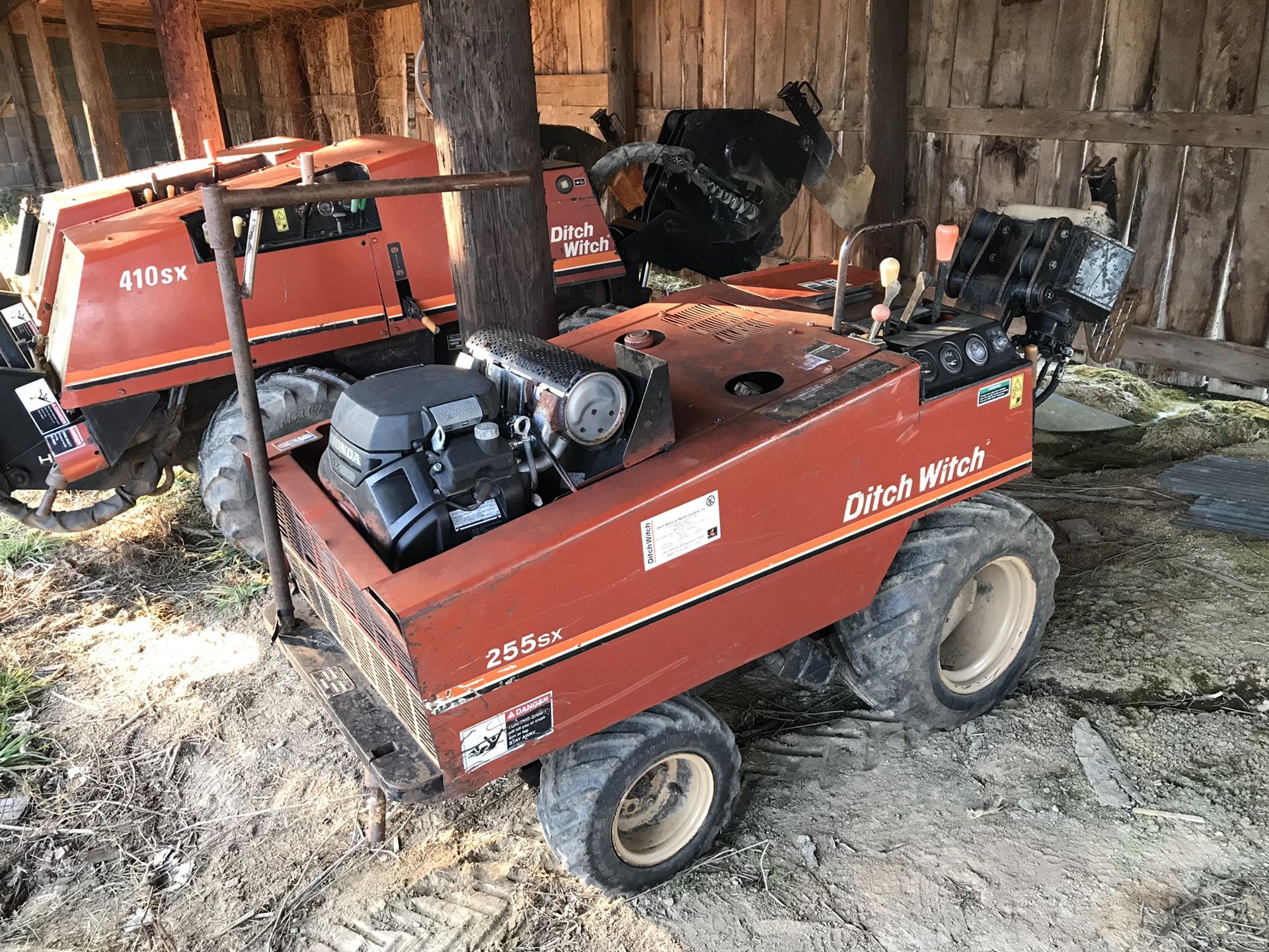 Ditch Witch 255sx