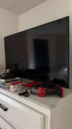 40” Hisense Roku TV