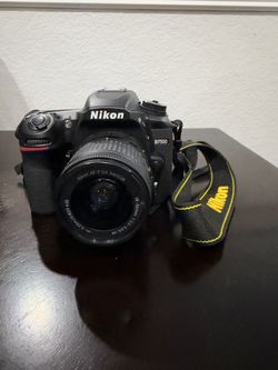 Nikon D7500